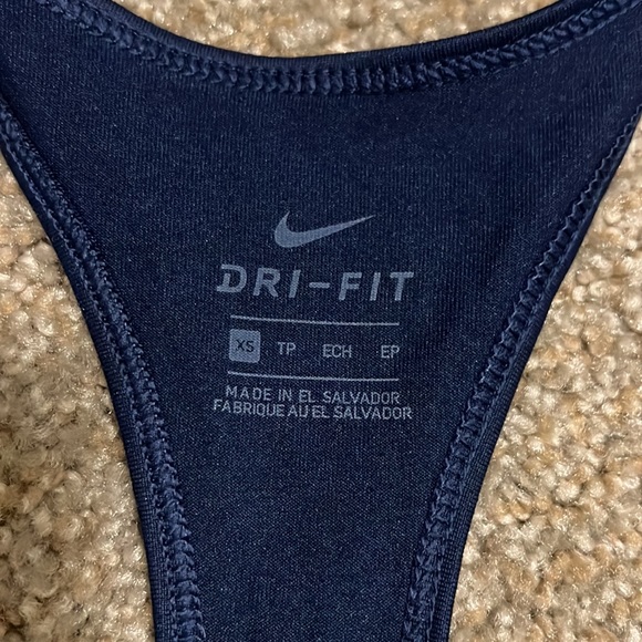Nike dri fit tank top - Picture 3 of 6